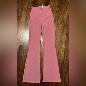 Lululemon Groove flare leg pants leggings. Velvet dust pink, size 2. Never worn